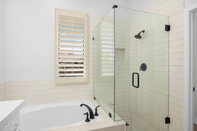 Building Photo - 7400 E Gainey Club Dr