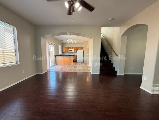 Building Photo - 3930 W Irwin Ave