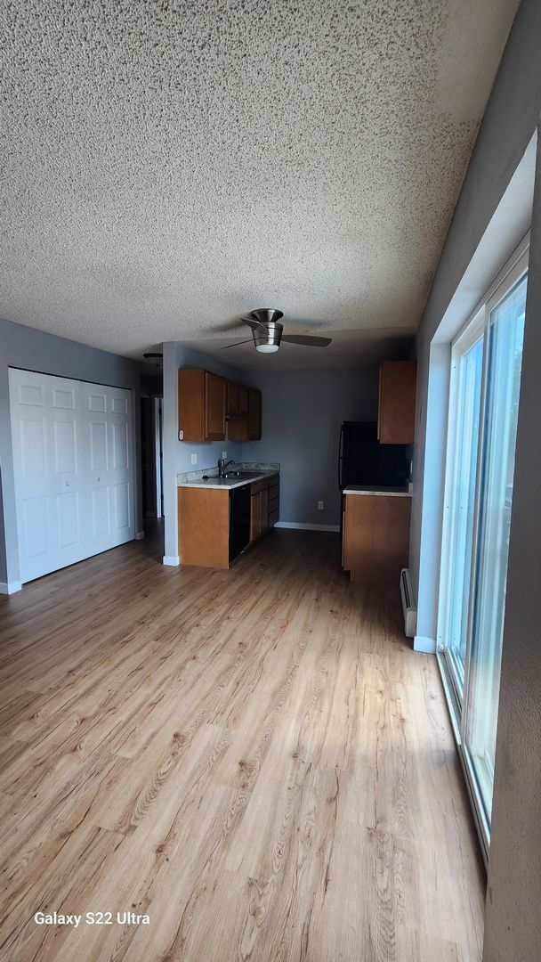 Interior Photo - Myers Court