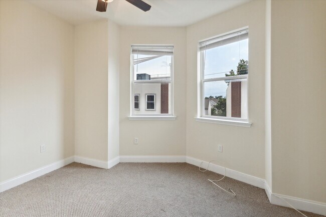 Building Photo - 1733 N Gratz St