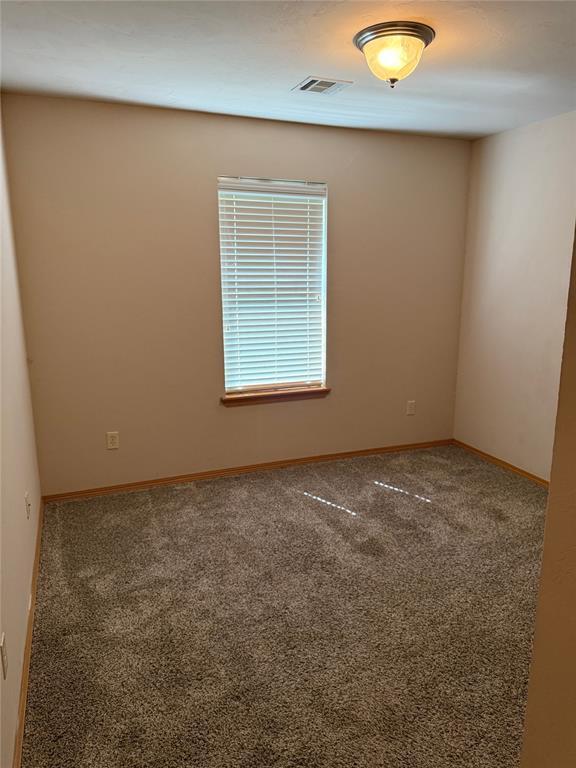 Building Photo - 716 Eastridge Dr