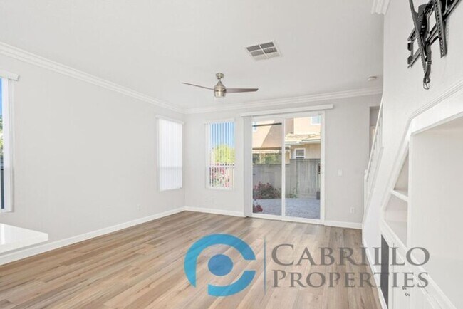 Building Photo - 12177 Pepper Tree Ln