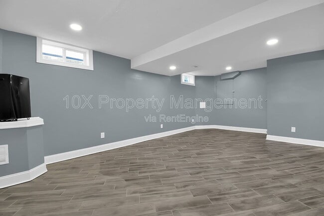Building Photo - 203 Miller Dr