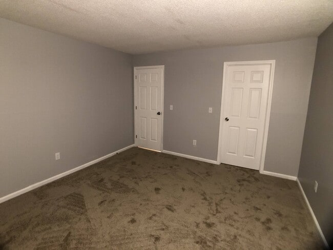 Building Photo - 108 Hunters Run Pl