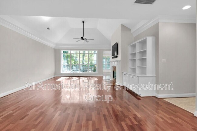 Building Photo - 1467 Oakmont Pl