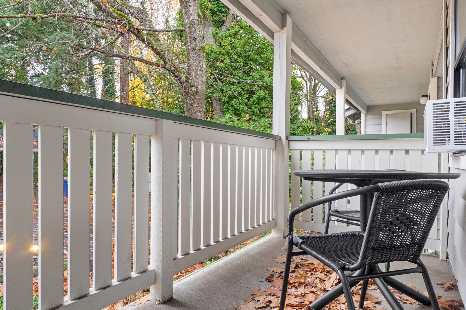 Building Photo - 15606 NE 40th St