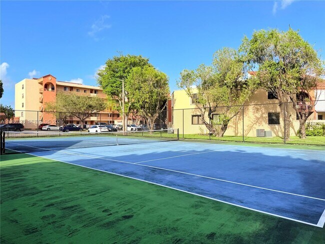 Building Photo - 10233 NW 9th St Cir