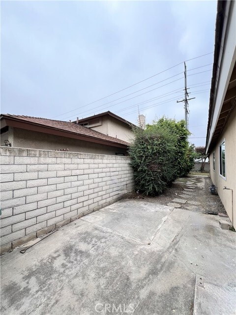 Building Photo - 6922 Spickard Dr