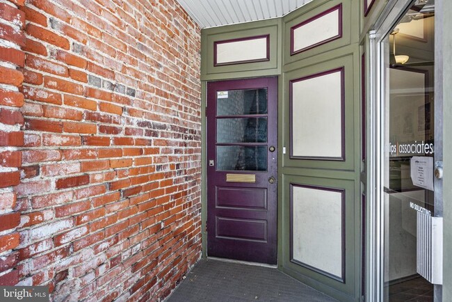 Building Photo - 87 E Butler Ave