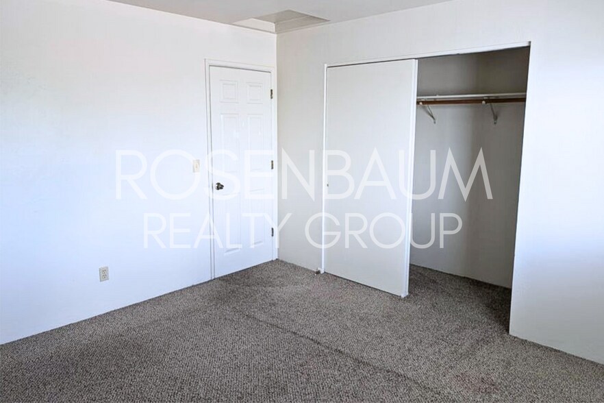 Building Photo - Charming and cozy 2-bedrooms, 1-bath upstairs unit in the heart of Prescott Valley!