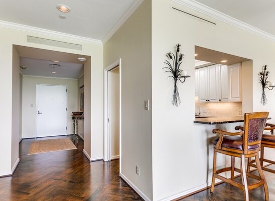 Building Photo - 200 Patterson-910.2