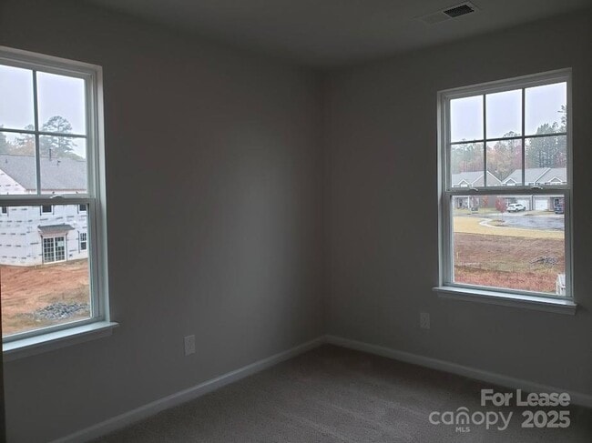 Building Photo - 543 San Marco Dr