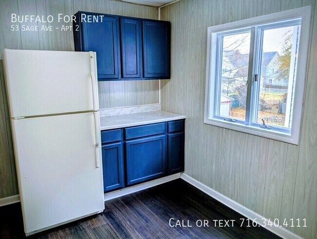 Building Photo - 53 Sage Ave