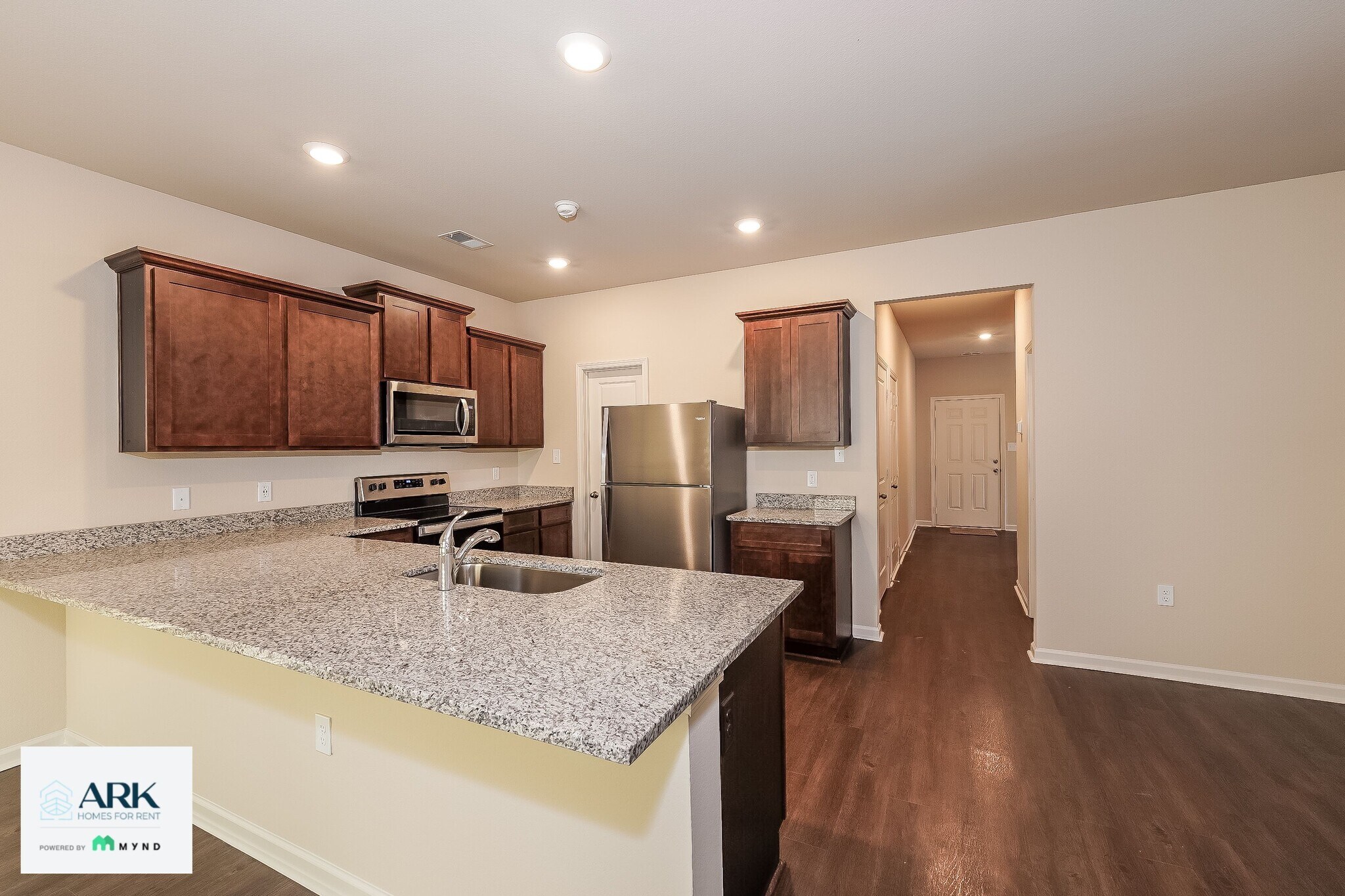 Building Photo - 6147 Rainbow Row