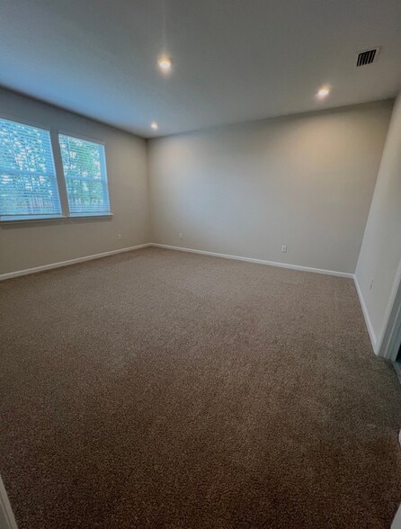 Building Photo - 2876 Bella Terra Lp