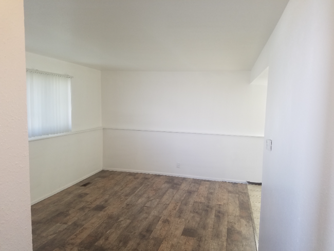 Building Photo - 319 N 100 E