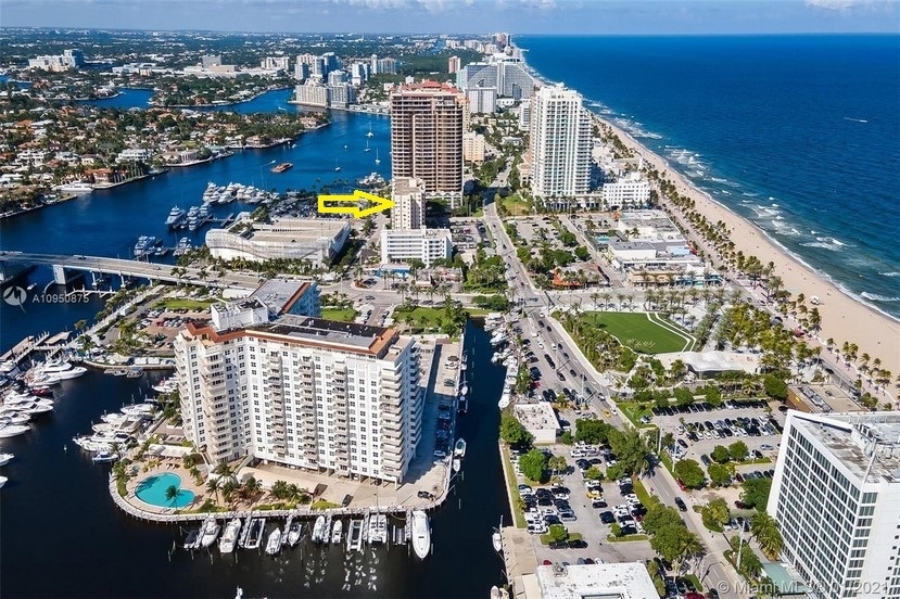 Building Photo - 200 S Birch Rd