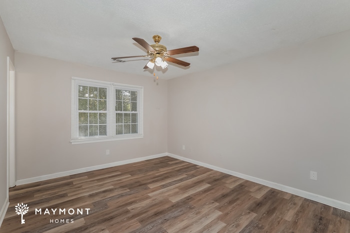 Building Photo - 25 Tanglewood Ct