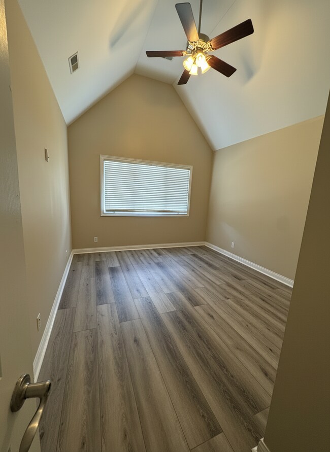 Building Photo - 7268 Tremont Trail