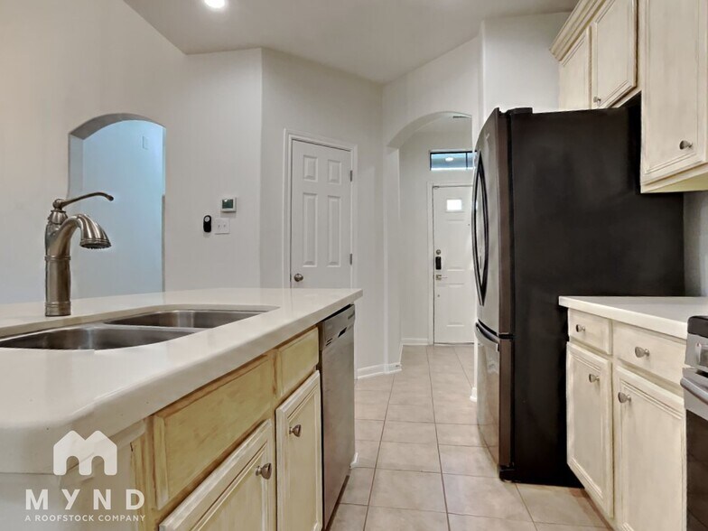 Building Photo - 3614 Cedar Flats Ln