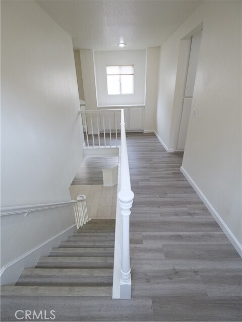 Building Photo - 25051 Amberwood