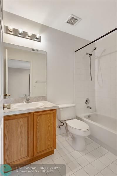 Building Photo - 5047 Palmbrooke Cir