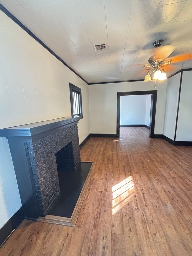 Building Photo - Rental in SW Ardmore $1250/month