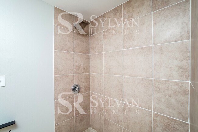 Building Photo - 8729 Sabal Way