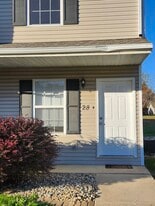 Building Photo - 28 Peartree Ln