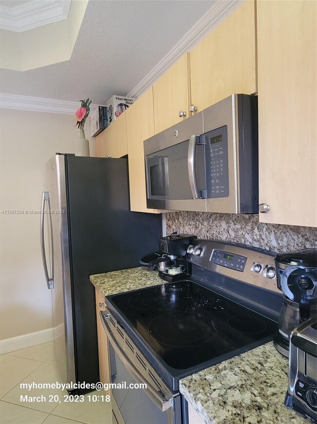 Building Photo - 4967 Tradewinds Ter