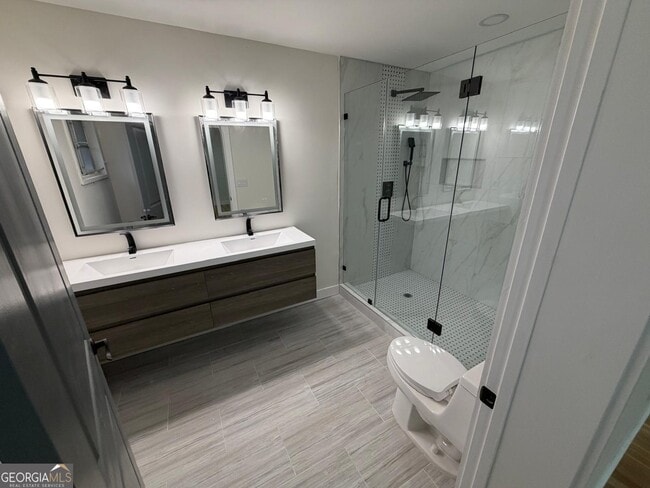 Building Photo - 42 W Belle Isle Rd NE