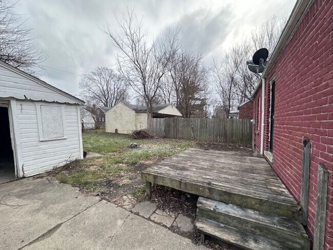 Building Photo - 11494 Wayburn St
