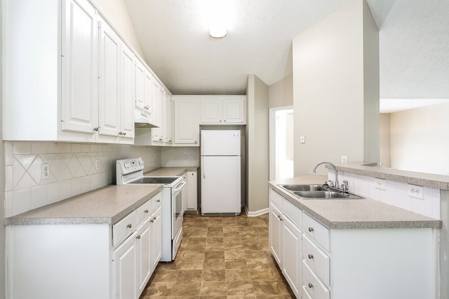 Building Photo - 1530 Bramlett Forest Trail SE