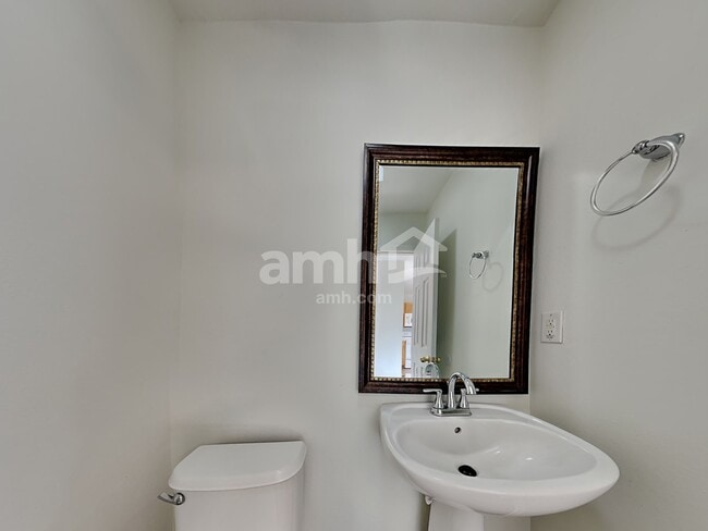 Building Photo - 8834 Kirkville Ln