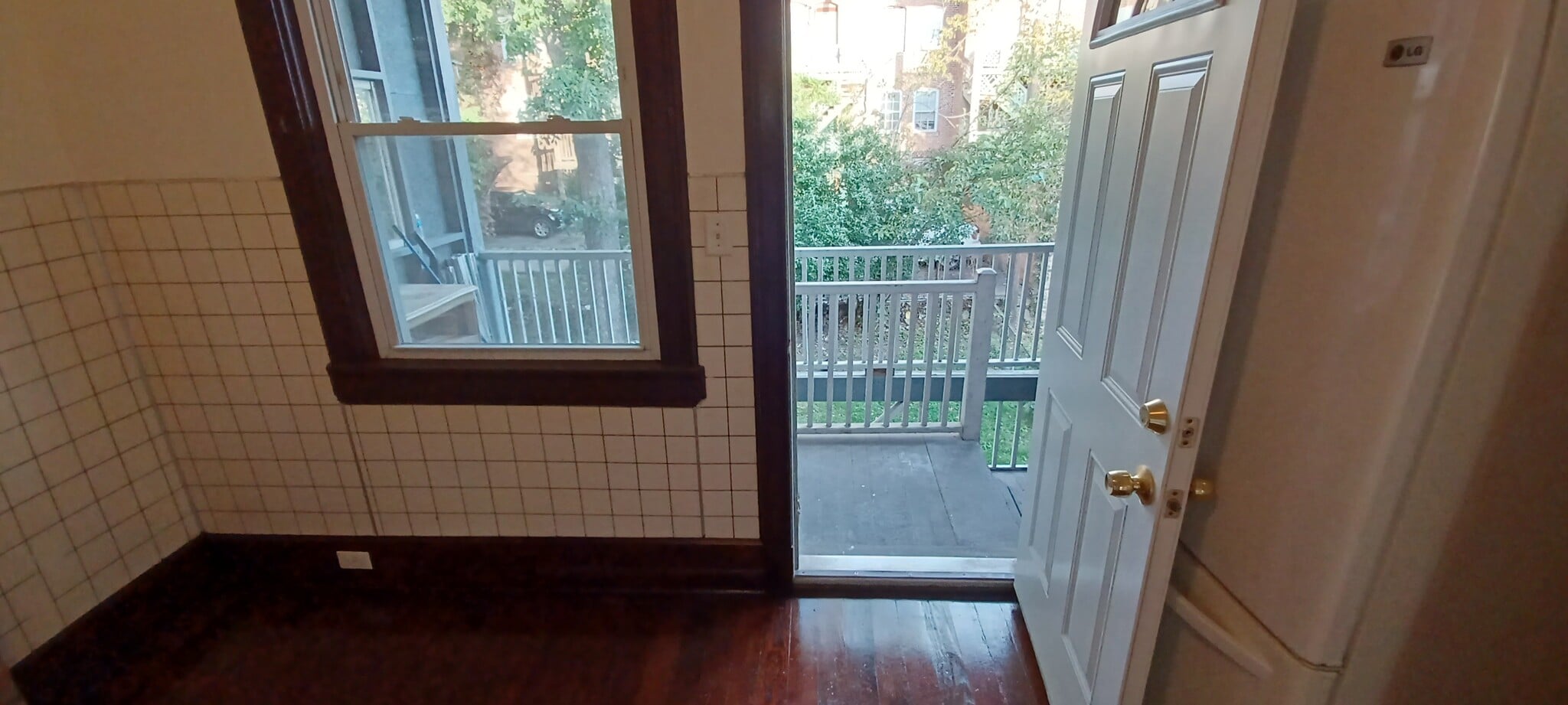 Building Photo - 262 Bond St