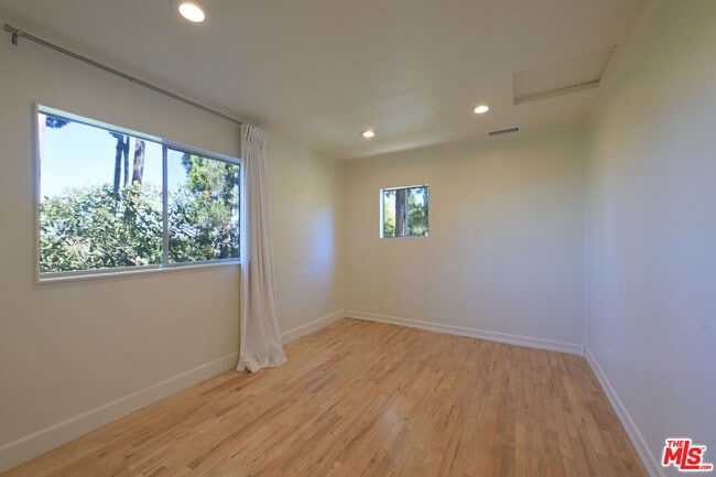 Building Photo - 11764 Laurelcrest Dr