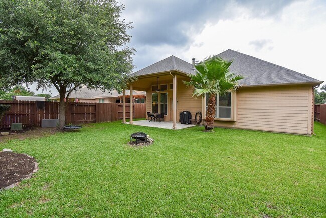 Building Photo - 27515 Huggins Crest Ct