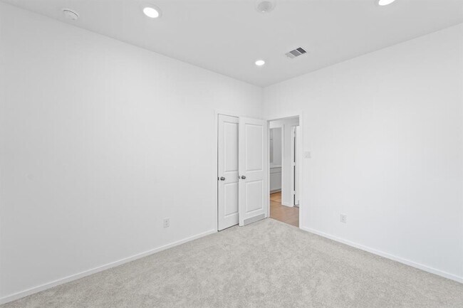 Building Photo - 6707 Sunset Velvet Dr