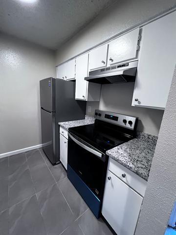 Building Photo - 6050 Melody Ln
