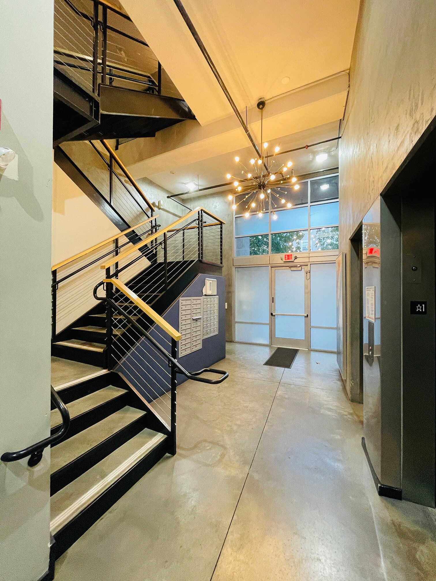 Building Photo - 901 Jefferson St