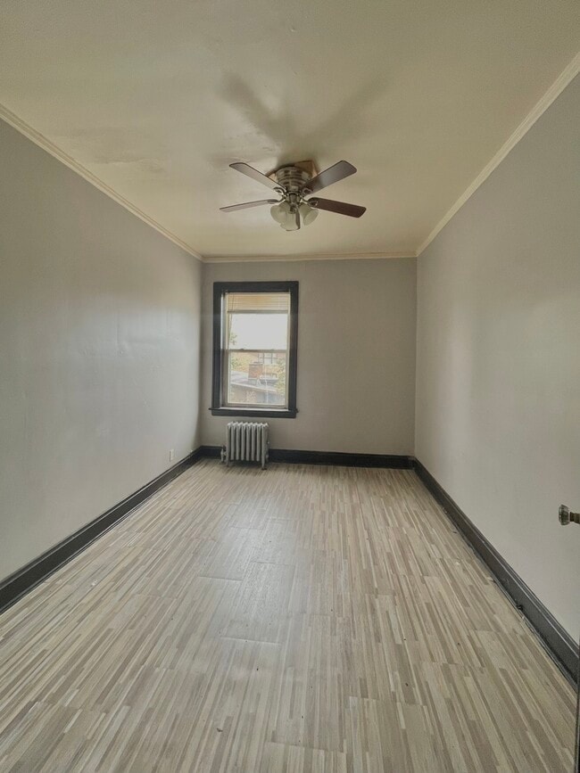 Building Photo - 2651 W 65th St