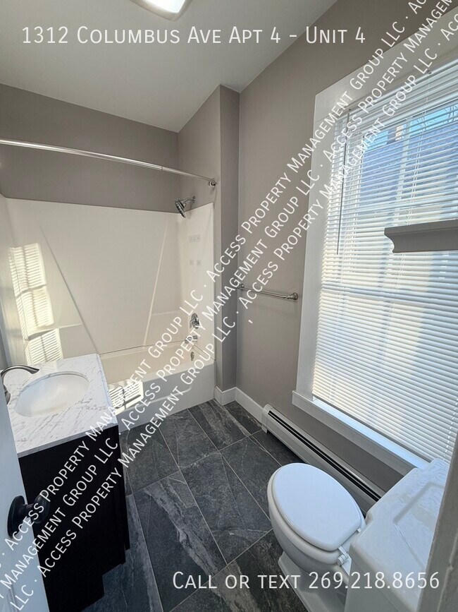 Building Photo - 1312 Columbus Ave