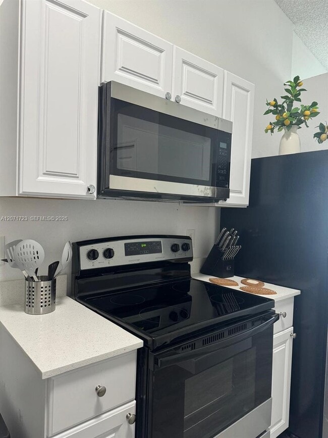Building Photo - 8356 103rd Ct