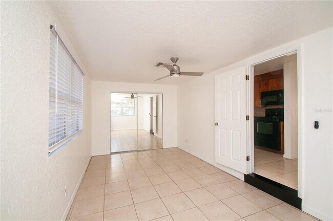 Building Photo - 7911 52nd Way N