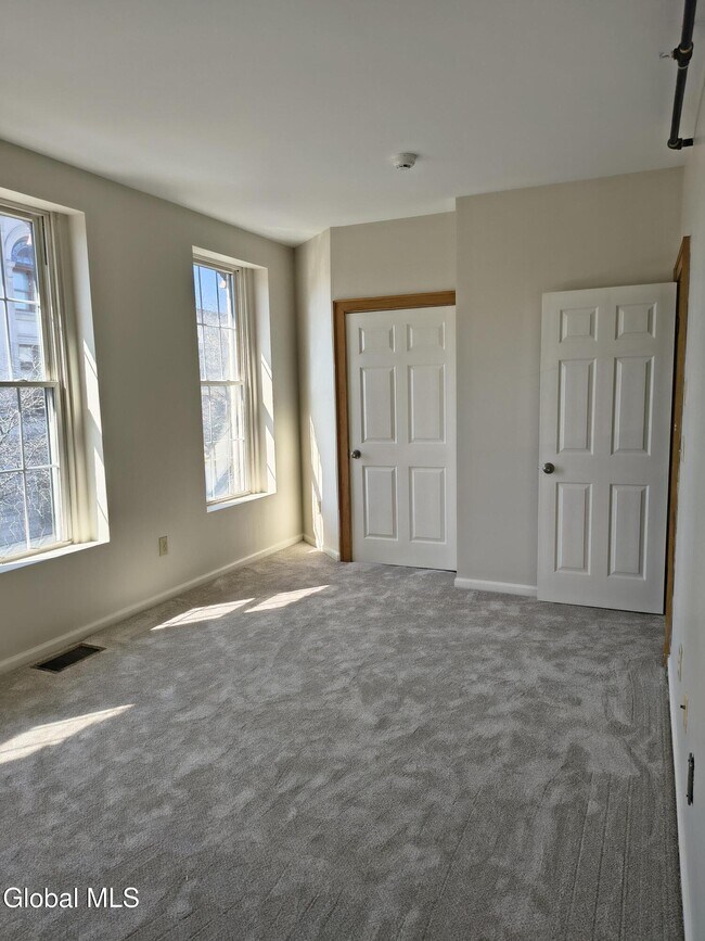 Building Photo - 53-55-55 Congress St