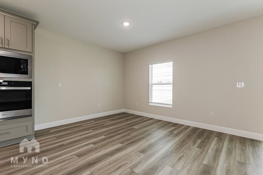 Building Photo - 31713 Chateau Mnr Ln