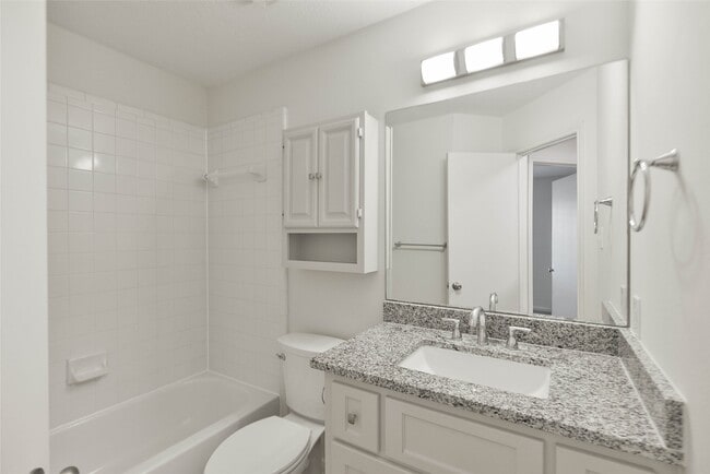 Building Photo - 27077 Crown Chase Dr