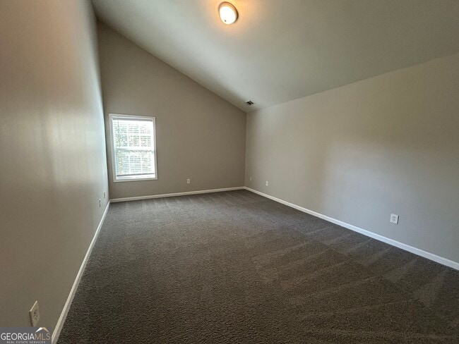 Building Photo - 5281 Apple Grove Rd NE