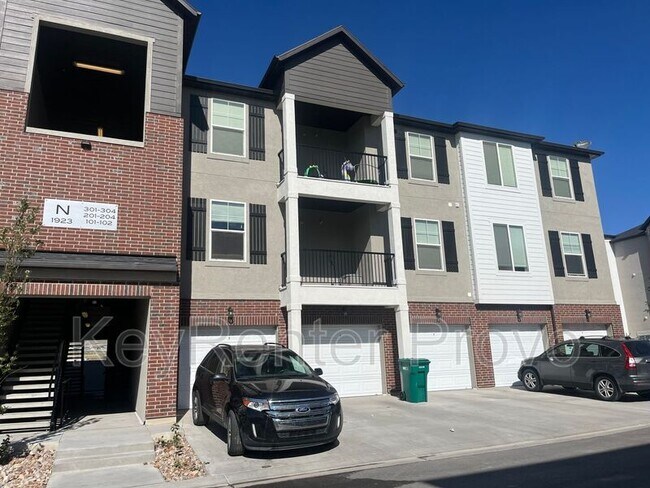 Building Photo - 1923 N 3410 W