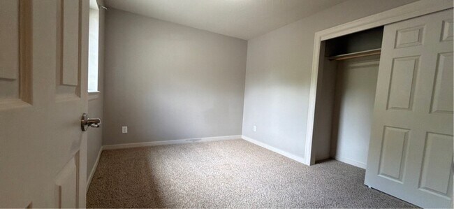 Building Photo - 2175 Mayfly St
